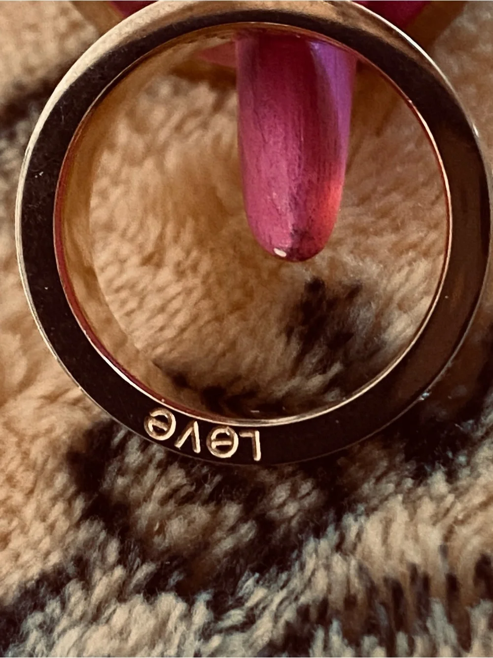 Love Engraved Round two Rings in Gold size 7